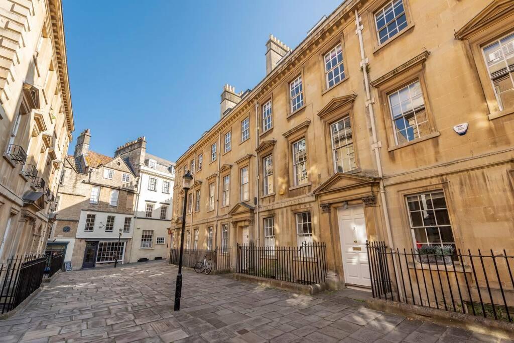 Beautiful Apartment, Incredible Central Location Bath Exterior photo